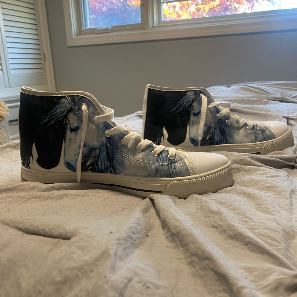 High top horse heads converse
